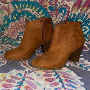 Cute brown booties!